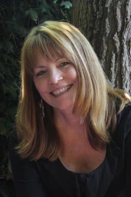 39+ Mary E. Pearson Gif